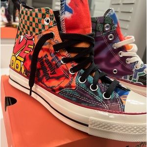Converse Graffiti print high tops